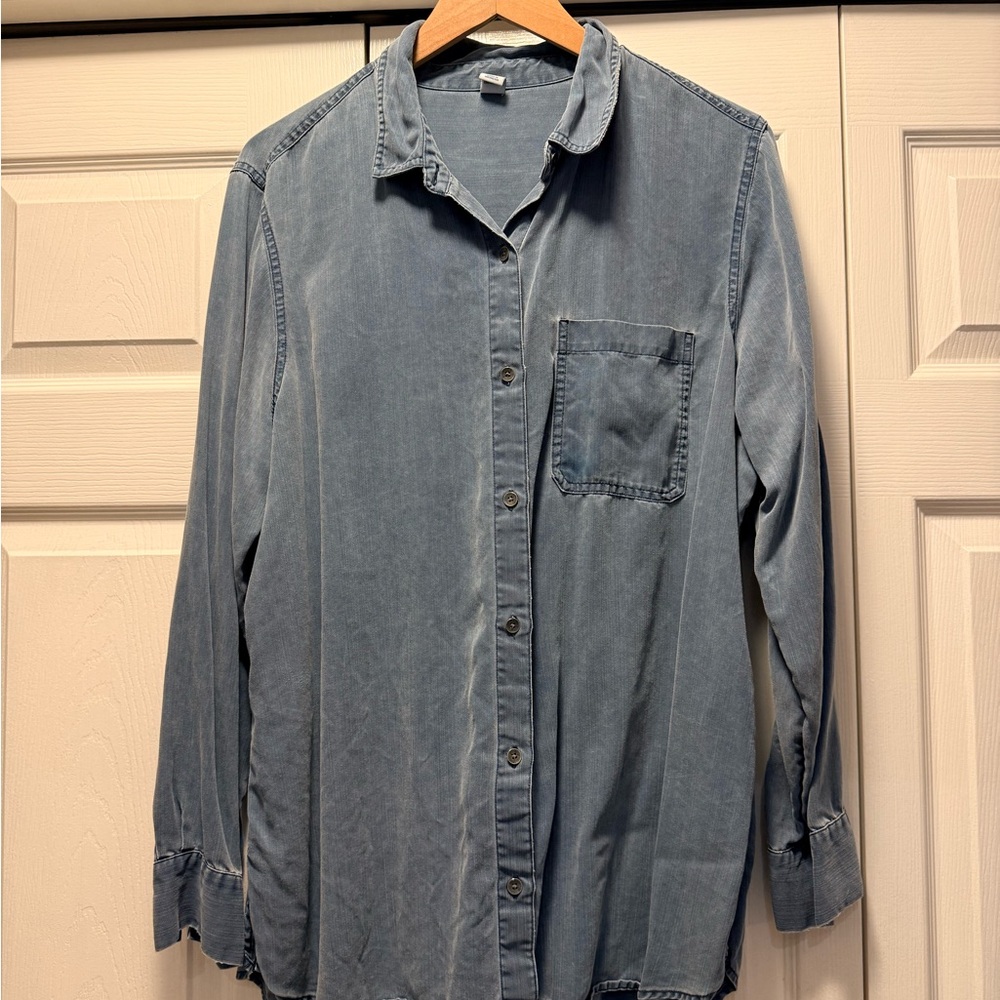 Old Navy Soft Flowy Denim Color Top